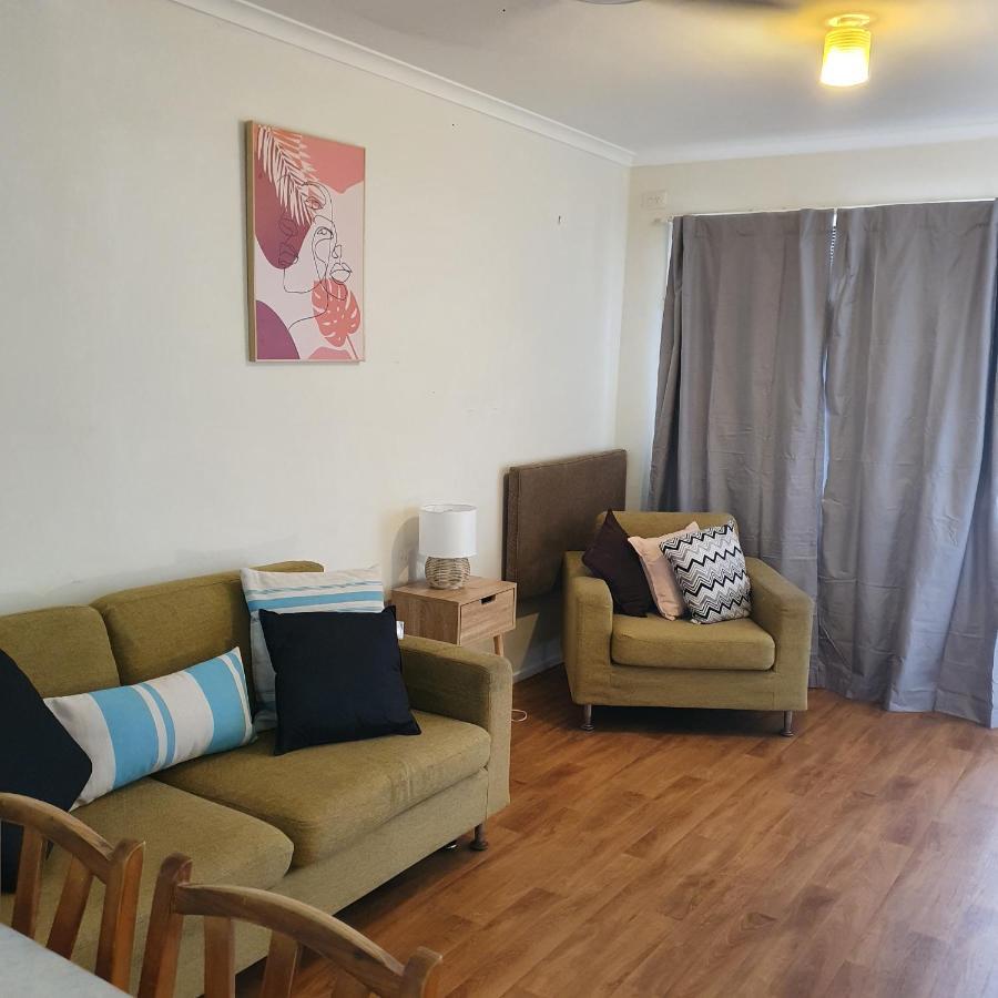 Bargara Motor Inn - Pet Friendly מראה חיצוני תמונה