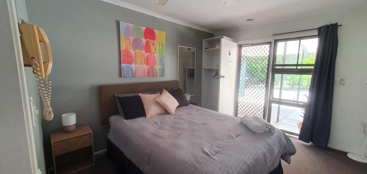 Bargara Motor Inn - Pet Friendly מראה חיצוני תמונה