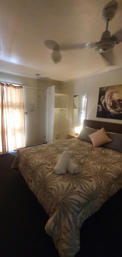 Bargara Motor Inn - Pet Friendly מראה חיצוני תמונה