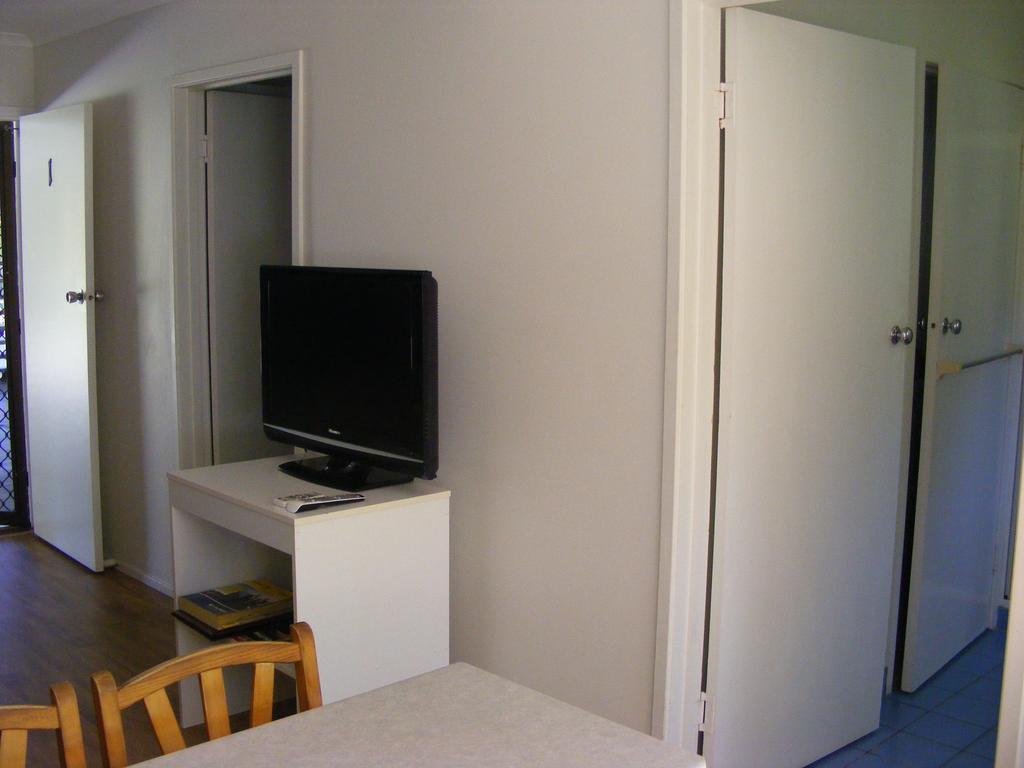 Bargara Motor Inn - Pet Friendly חדר תמונה